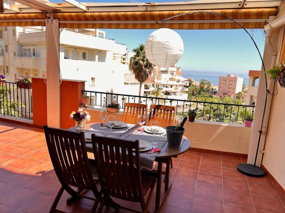 Benalmadena Costa Malaga Apartamento Muy Acogedor Con Vistas Al Mar Terraza Gigante Para Verano E Invierno Parking المظهر الخارجي الصورة