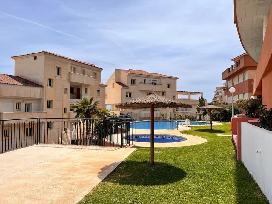 Benalmadena Costa Malaga Apartamento Muy Acogedor Con Vistas Al Mar Terraza Gigante Para Verano E Invierno Parking المظهر الخارجي الصورة