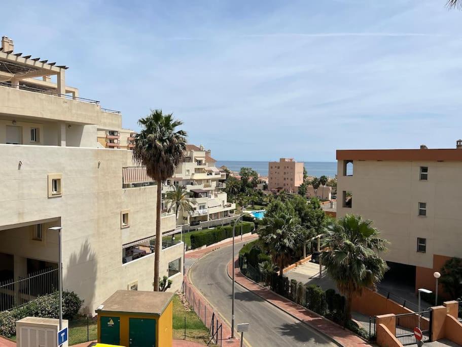 Benalmadena Costa Malaga Apartamento Muy Acogedor Con Vistas Al Mar Terraza Gigante Para Verano E Invierno Parking المظهر الخارجي الصورة